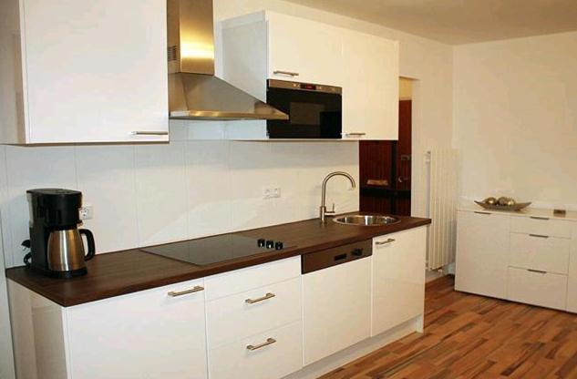 Traditional Apartments Wina Bagian luar foto